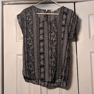 Pink Republic Black Geo Floral Shirt Size S